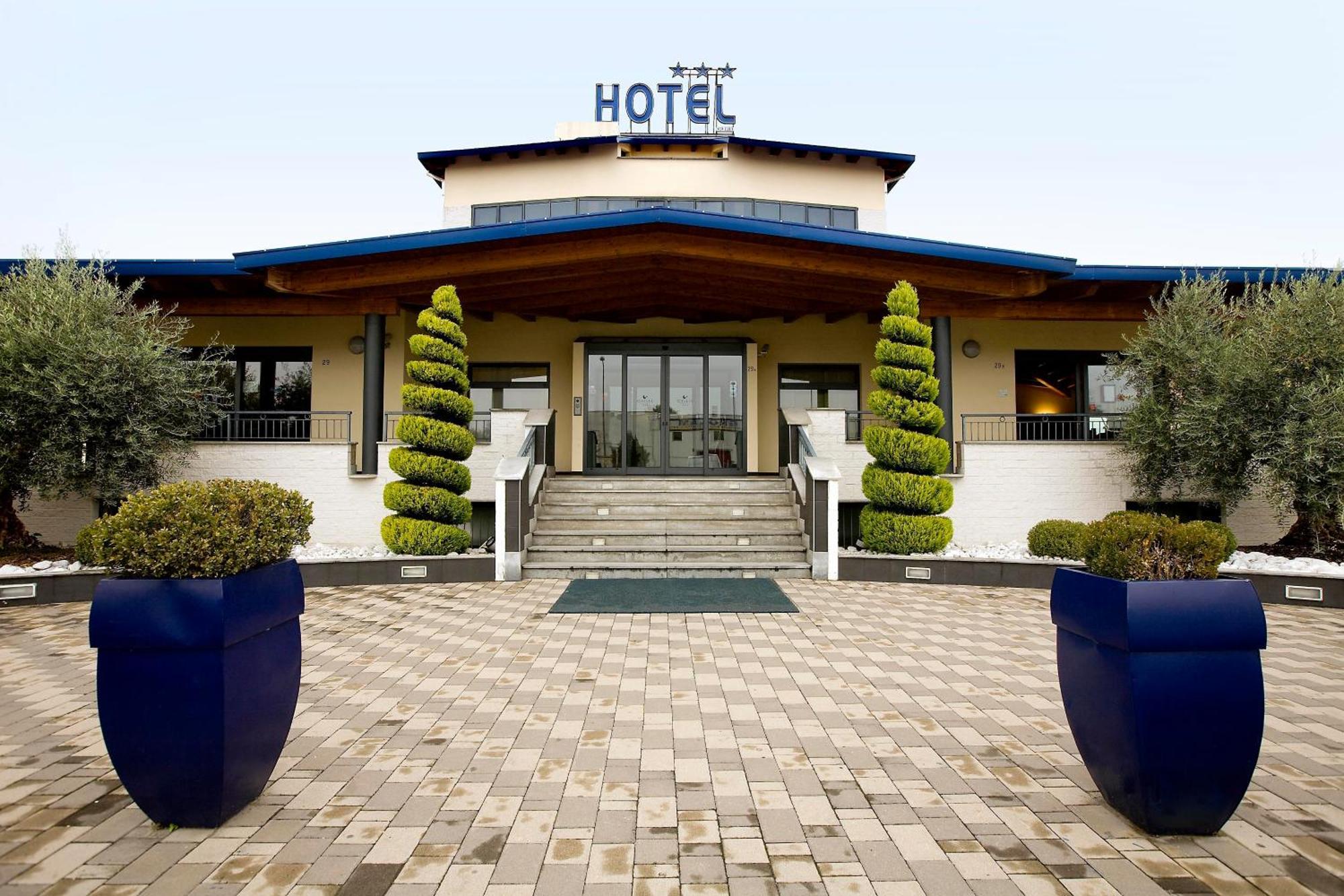 Hotel Gallia П'янецца Екстер'єр фото