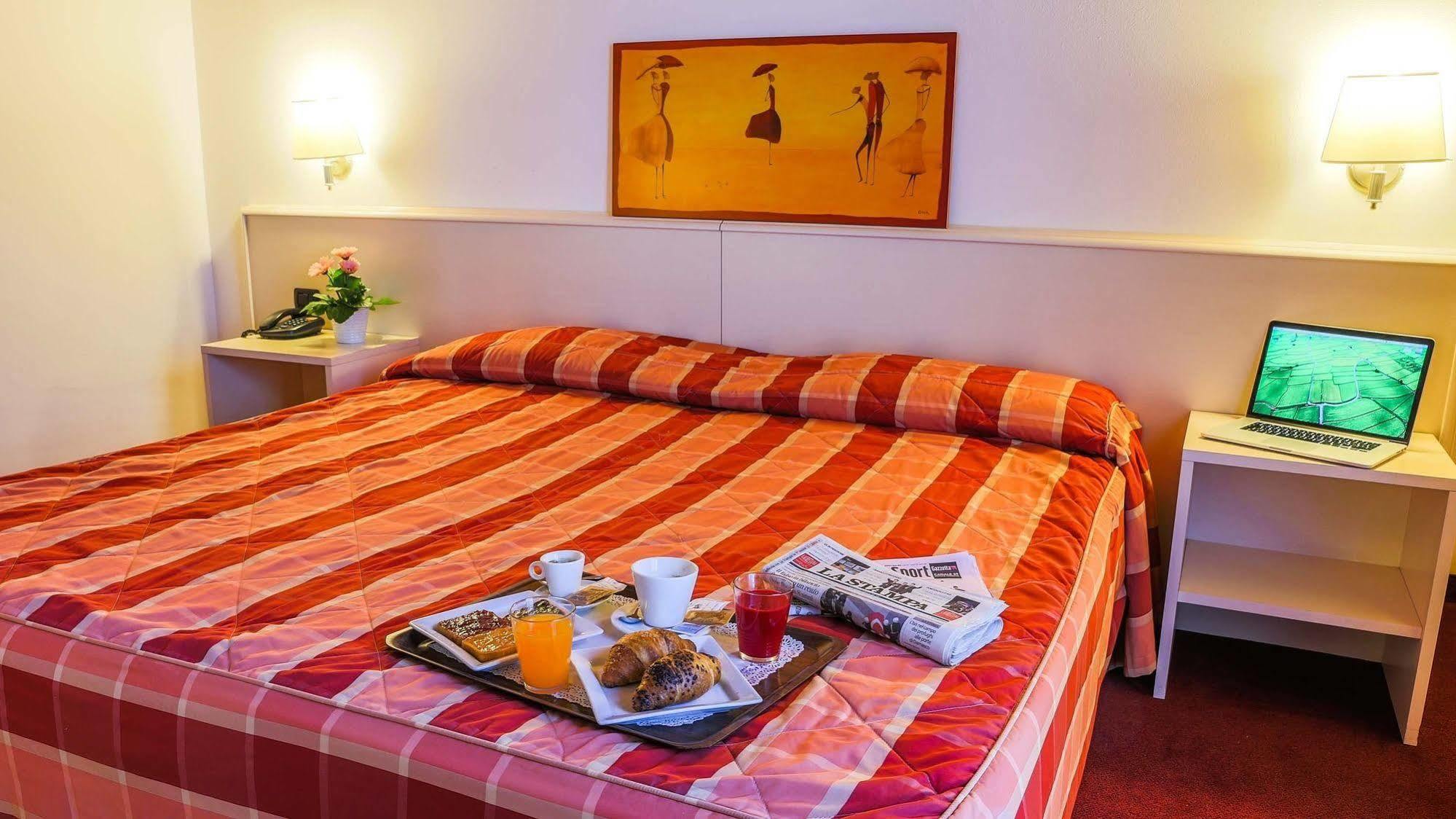 Hotel Gallia П'янецца Екстер'єр фото