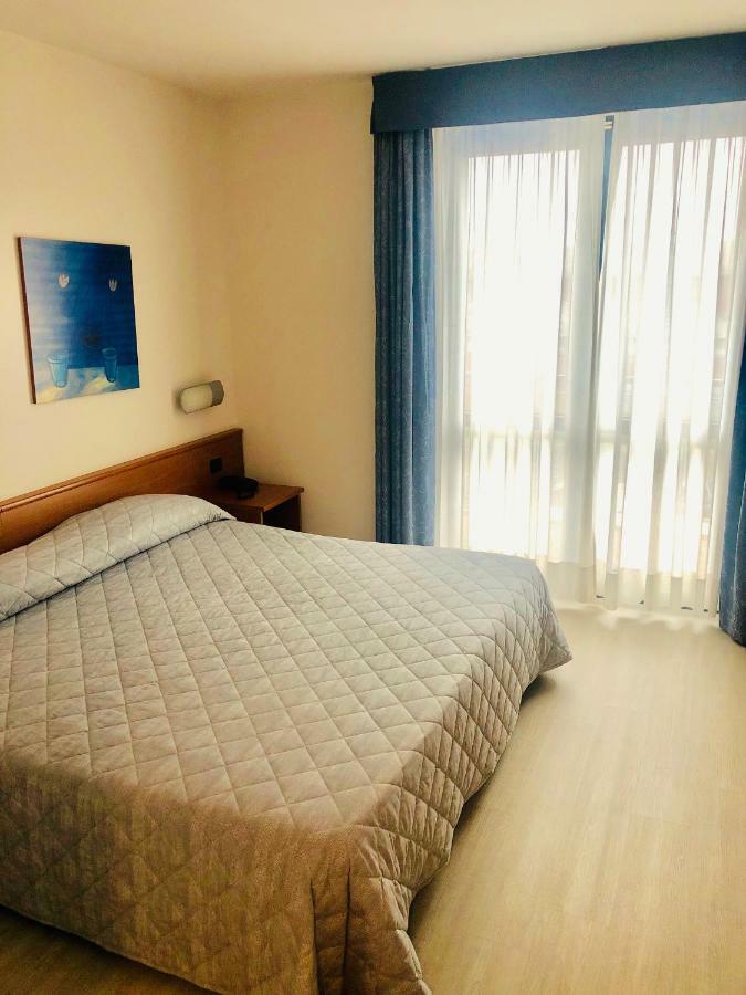 Hotel Gallia П'янецца Екстер'єр фото